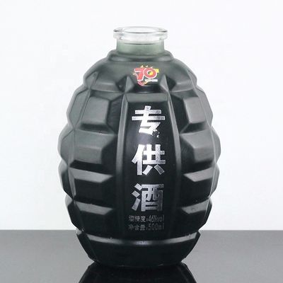 특유의 500ml 폭탄 모양의 유리병