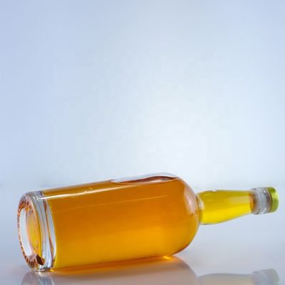맑은 유리로 만든 맥주를 위한 750ml 밸리언트 유리 병