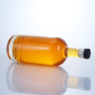 위스키 럼 진 브랜디를 위한 500ml 700ml 인기 모양 투명한 술 유리 병
