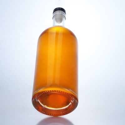 위스키 럼 진 브랜디를 위한 500ml 700ml 인기 모양 투명한 술 유리 병