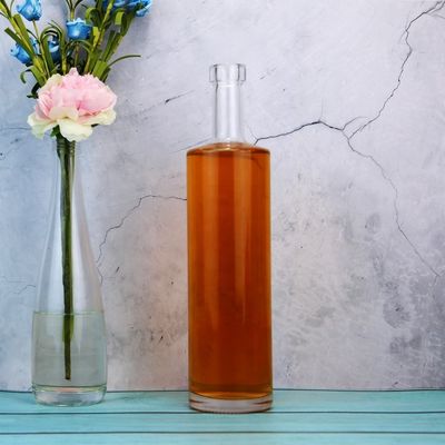 750ml 보드카 유리 병 코크와 독특한 디자인 독특한 실린더 모양