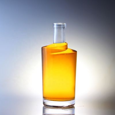 산성 에치 표면 처리 코크 캡 트위스트 모양 두꺼운 바닥 보드카 750 ml 유리 병
