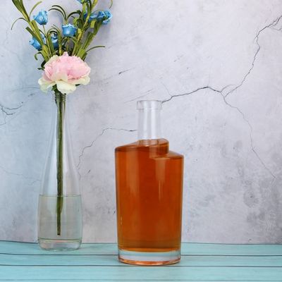 산성 에치 표면 처리 코크 캡 트위스트 모양 두꺼운 바닥 보드카 750 ml 유리 병