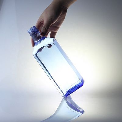산성 에치 맞춤형 디자인 광장 750ml 푸른 색 유리 병 보드카 위스키 고유