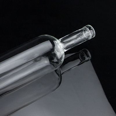 350ml/700ml/750ml 부피의 고급 빈티지 디자인으로 된 유리 테킬라 마신 술 병