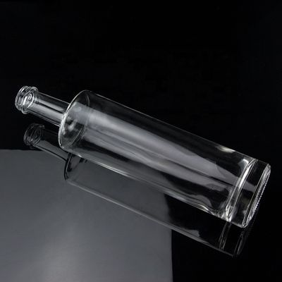 독보적인 디자인 750ml 긴 목 빈 보드카 유리 병 스크루 캡 슈퍼 플린트 유리