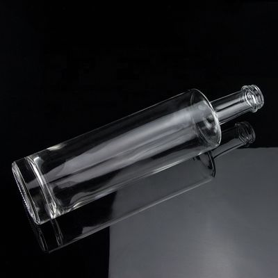 독보적인 디자인 750ml 긴 목 빈 보드카 유리 병 스크루 캡 슈퍼 플린트 유리