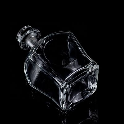 선명 또는 맞춤형 슈퍼 플린트 유리 위스키 병 700ml 750ml 코크 막대