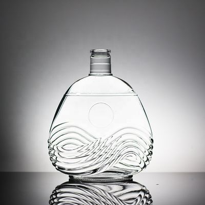 로고 인쇄 된 유리 병 보드카 위스키 스크루 톱과 수류탄 모양