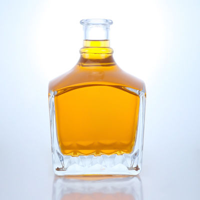 독특한 디자인 500ml 700ml 슈퍼 플린트 유리 병 럼 위스키 보드카 브랜디