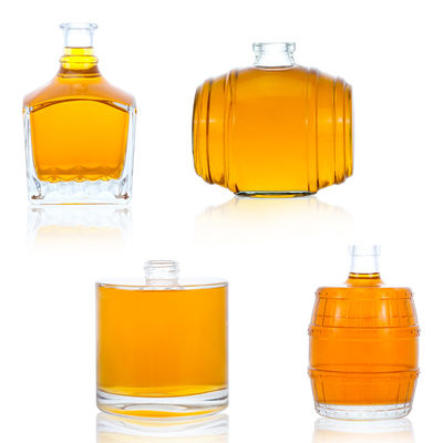 독특한 디자인 500ml 700ml 슈퍼 플린트 유리 병 럼 위스키 보드카 브랜디