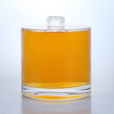 독특한 디자인 500ml 700ml 슈퍼 플린트 유리 병 럼 위스키 보드카 브랜디