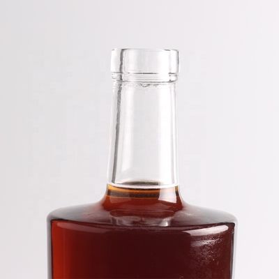 보드카의 사용 라스 메이저스 로먼의 와스키 투명 50 cl 코르초