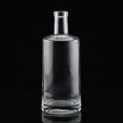 산업용 보드카 맑은 유리 병 짧은 목과 뚱뚱한 몸 500ml 750ml