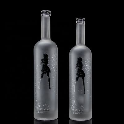 유리 750ml 500ml 디칼 인쇄 와드카 병 얼음 디자인과 기본 재료