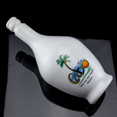 700ml Frost Surface Handling Custom 럼 유리 병 코크가 들어있어요
