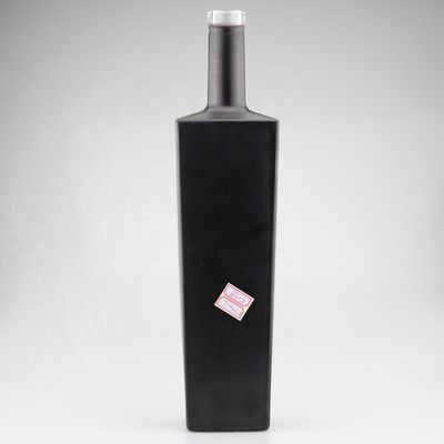 750ml 반짝이는 검은 유리 보드카 페인트 된 병 스크린 프린팅 진 폐쇄 술 병