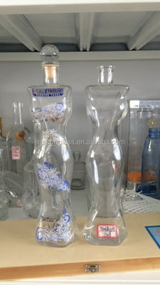 맞춤형 디자인 여성 신체 특수 모양 알코올 병 1000ml 750ml 데칼 표면