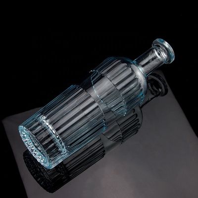 아주 밝은 파란색 750ml 75cl 수직 스트라이프 와드카 병 뚜?? 이 선명한 유리