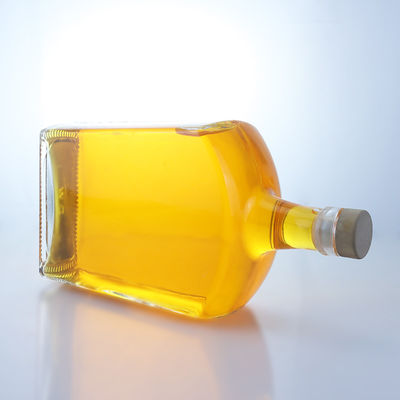 위스키, 보드카, 테킬라, 진, 럼을 위한 평평한 모양의 유리병