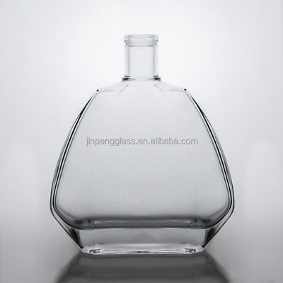 보드카 위스키 진 산업용 음료용 코크가 있는 750ml 유리 병