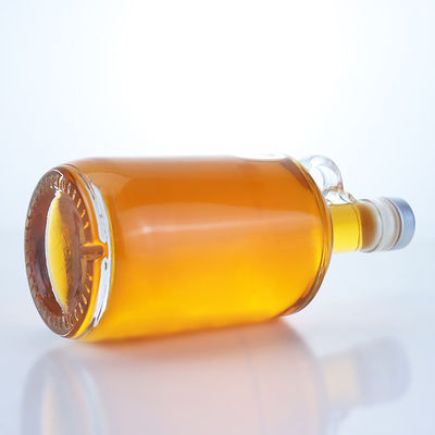 750ml 유리 술 병 보드카 럼 테킬라 목에 반지 손잡이와 코크 상단