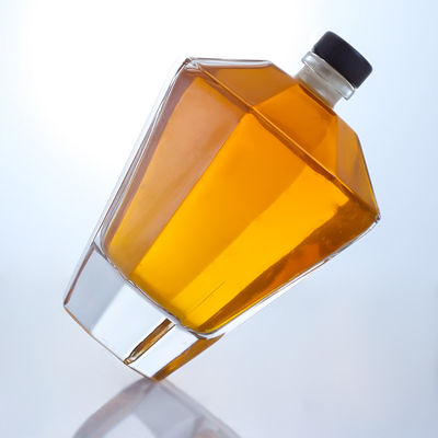맞춤형 로고 500ml 700ml 1000ml 보드카 진 럼을위한 유리 병 독특한 사용자 지정 모양