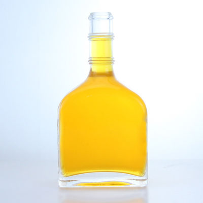보드카 위스키 럼 진 유리 술 병