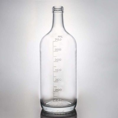 룸, 보드카, 위스키, 테킬라 진의 다양한 시나리오에 적응할 수 있는 뚜?? 이 있는 유리 병