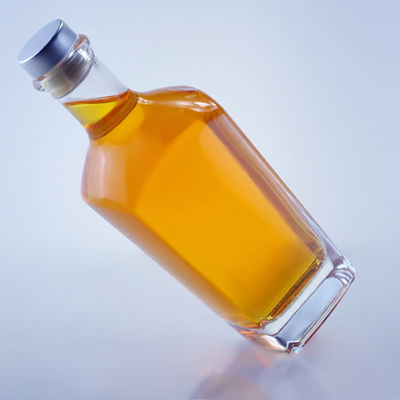 병 색상 맑은 750ml 진 럼 샴페인 브랜디 위스키를 위한 독특한 모양의 유리 병