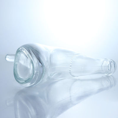 독특한 디자인 플린트 글래스 500ml 750ml 보드카 진 위스키 브랜디 코크가 있는 빈 병