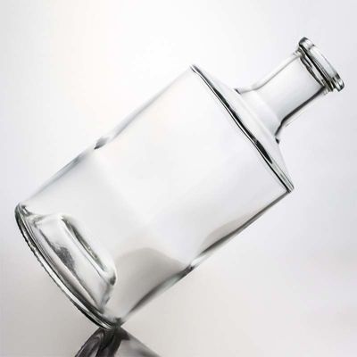 와스키용 나무 코크가 있는 750ml 1000ml 유리 병