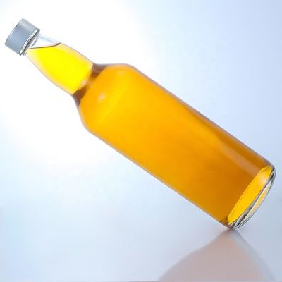 스크루 캡 맞춤 로고 500ml 700ml 맑은 플린트 테킬라 위스키 보드카 유리 병