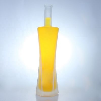 750ml 맑은 보드카 위스키 유리 병 음료 보관 용 코크 소재 목걸이