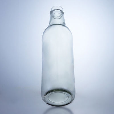 맑은 위스키 보드카 유리 병 독특한 650ml 특수 모양의 스크루 톱 마무리