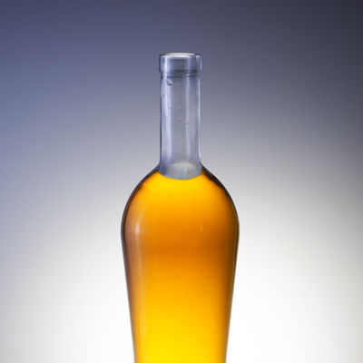맞춤 750ml 유리 병 무게 기본 재료 유리 500ml 유리 위스키용 술 병