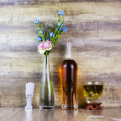 맞춤 750ml 유리 병 무게 기본 재료 유리 500ml 유리 위스키용 술 병