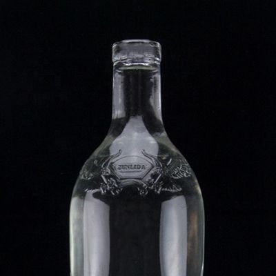 750ml 슈퍼 플린트 둥근 어깨 정면 럼 보드카 술 유리 병 코크