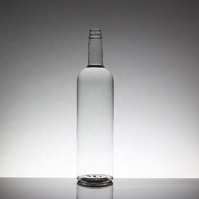 1 리터 유리 병 을 코크 뚜?? 으로 새겨 술 위스키 와드카 를 사용 한다