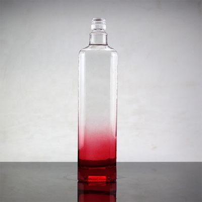 750ml 파란색 정사각형 유리 병 그라디언트 색상과 나사 캡 기능 특징