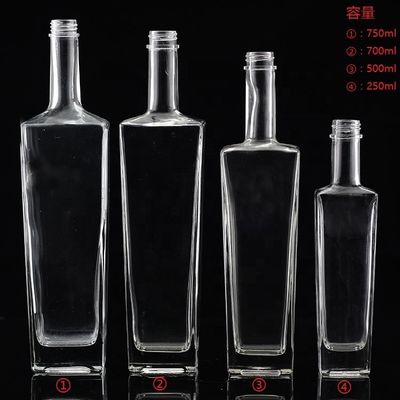 유리 기본 재료 보드카 술 유리 병 디스티렐리용 다른 크기