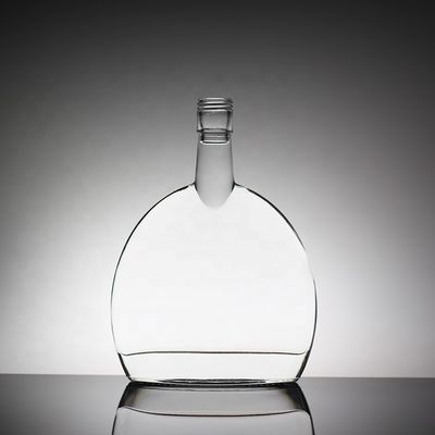 특유의 500ml 폭탄 모양의 유리병
